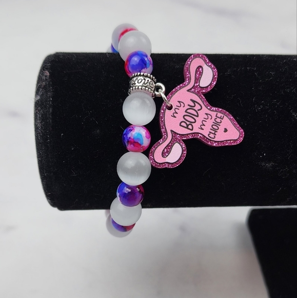 Pro-choice catseye stretch bracelet - Picture 5 of 13